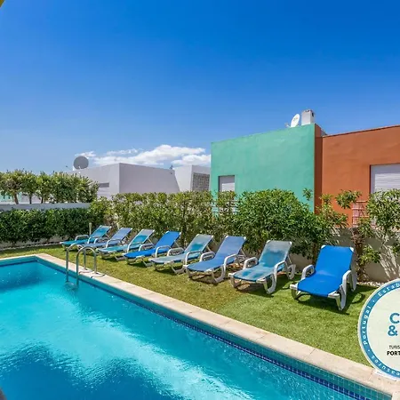 ヴィラ 14 Marina De